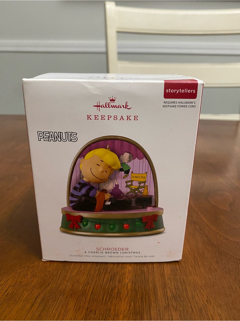 Hallmark Peanuts Schroeder‎ Storyteller Ornament 2018